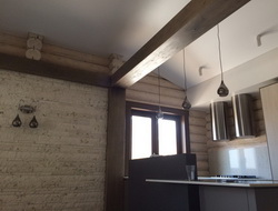 Натяжные потолки на кухне хай-тек